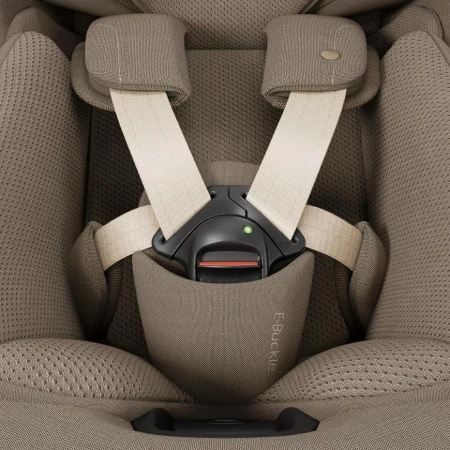 8523251110_F1_2026_maxicosi_carseat_babytoddlercarseat_micaslidepro_brown_authentictruffle_ebuckle_zoom.jpg
